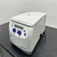 Eppendorf 5427R Refrigerated Centrifuge image 1